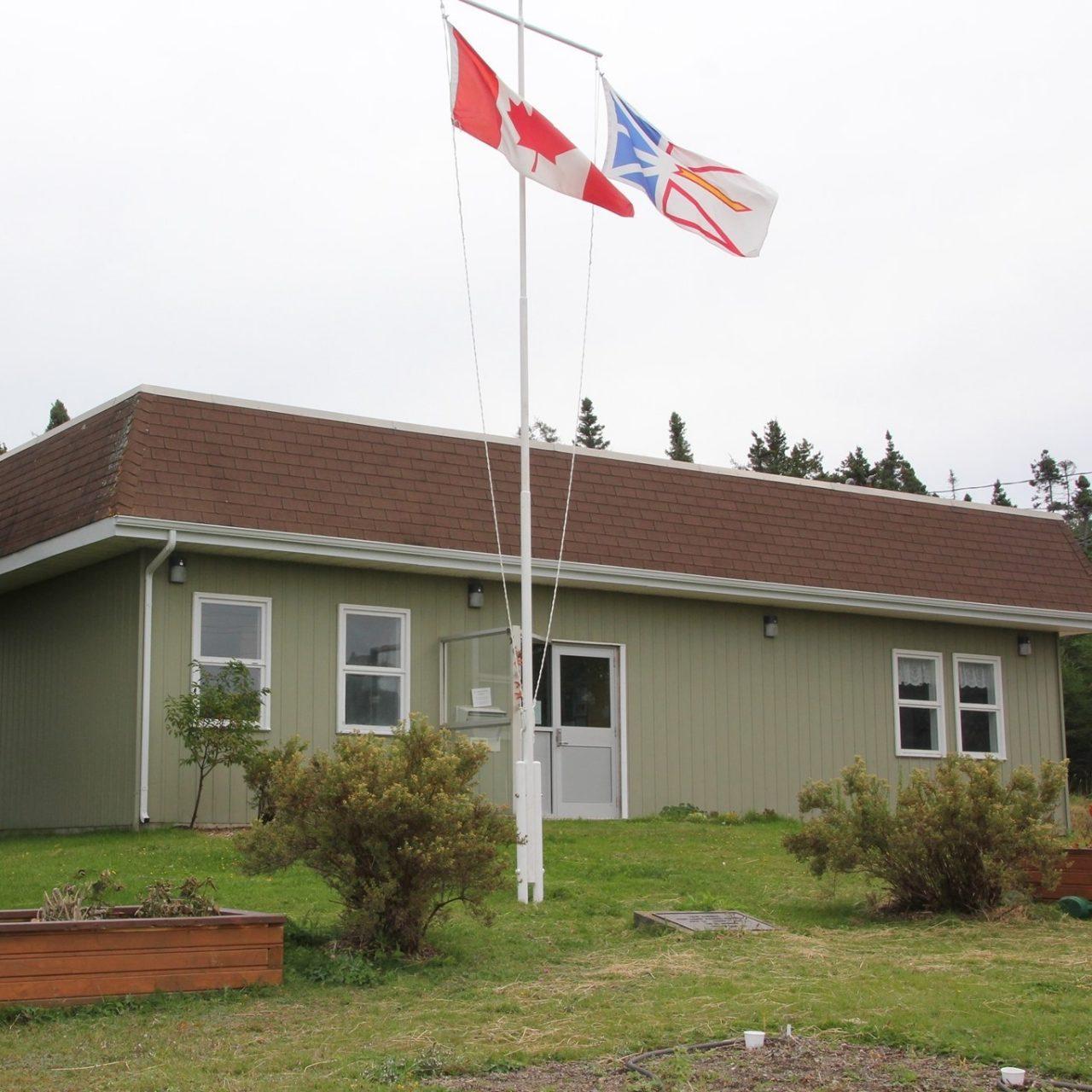 Public Library Town of Holyrood